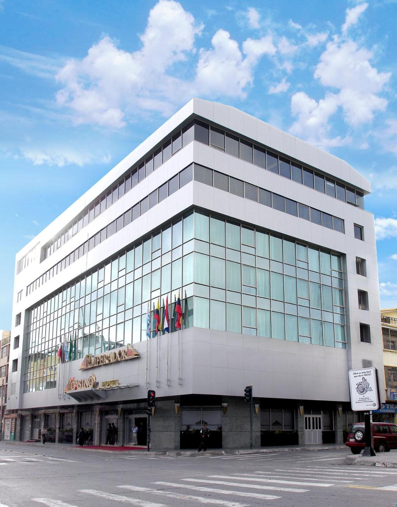 Hotel Emperador Ambato Exterior photo