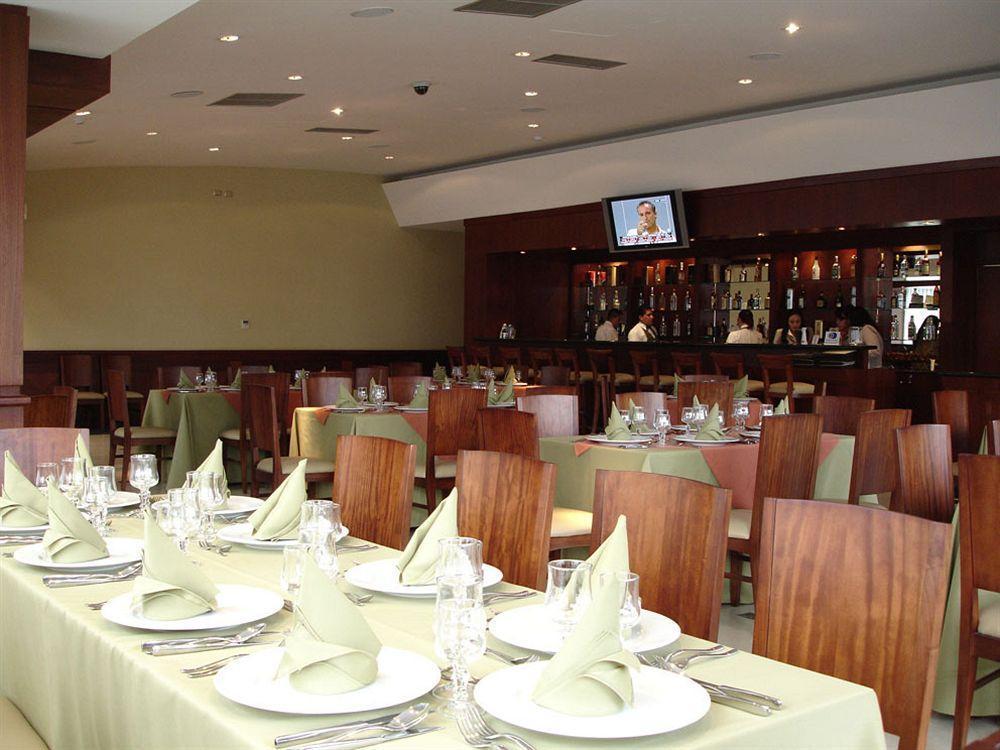 Hotel Emperador Ambato Exterior photo